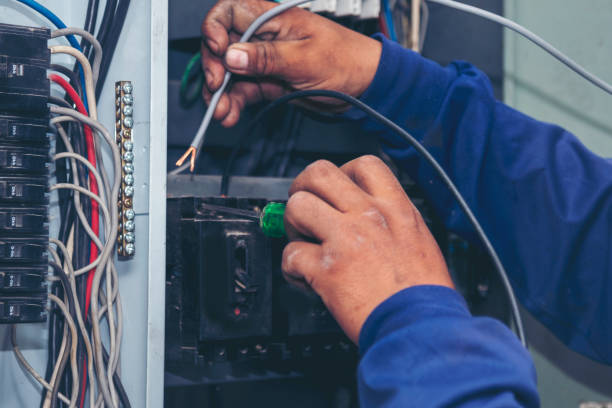 Best Electrical Contractors for Businesses  in Toledo, OR